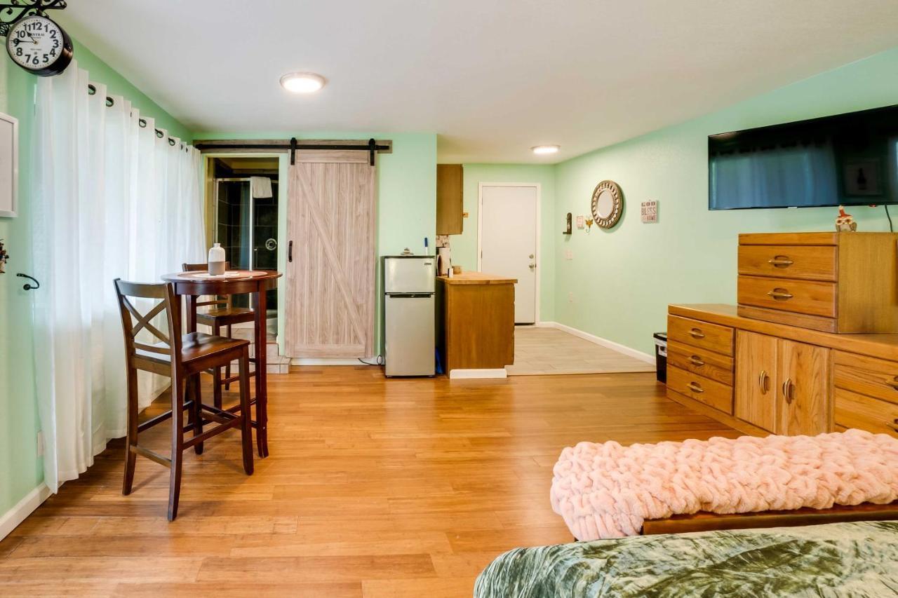 Soothing Studio With Lush Views 2 Mi To Beach! Smith River Eksteriør bilde